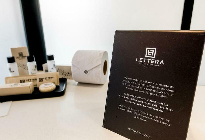 Standard Szoba, Lettera