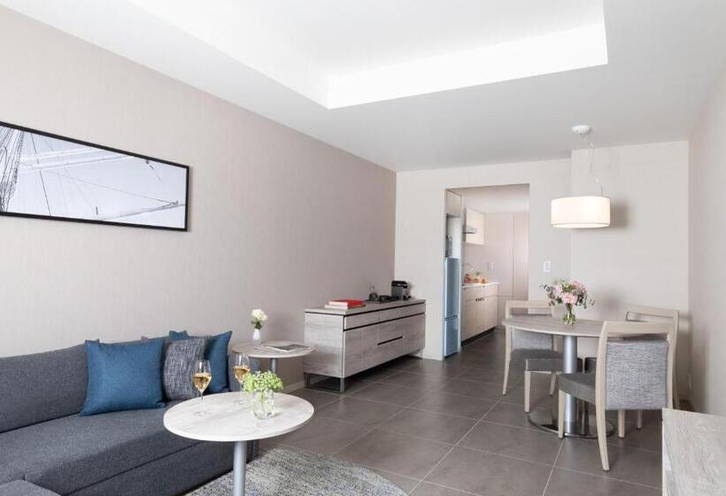 전망 스위트, Oakwood Suites Yokohama