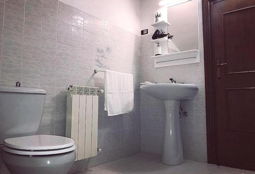 带共用浴室的标准房间, Kalispéra B&b