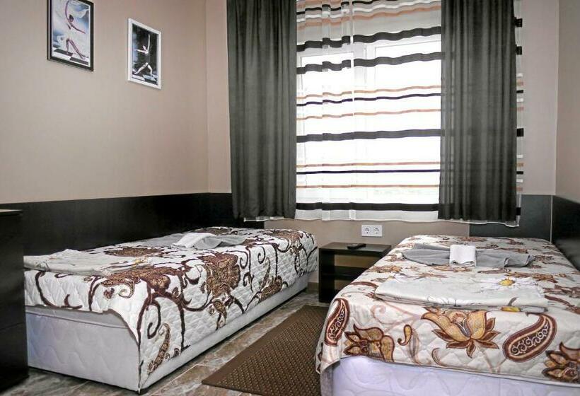 Дом 3 Спальни, Guest House Medina
