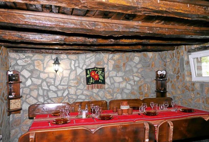 Дом 3 Спальни, Guest House Medina