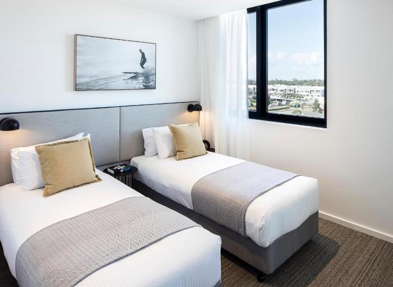 スタンダードスタジオ, Quest Robina