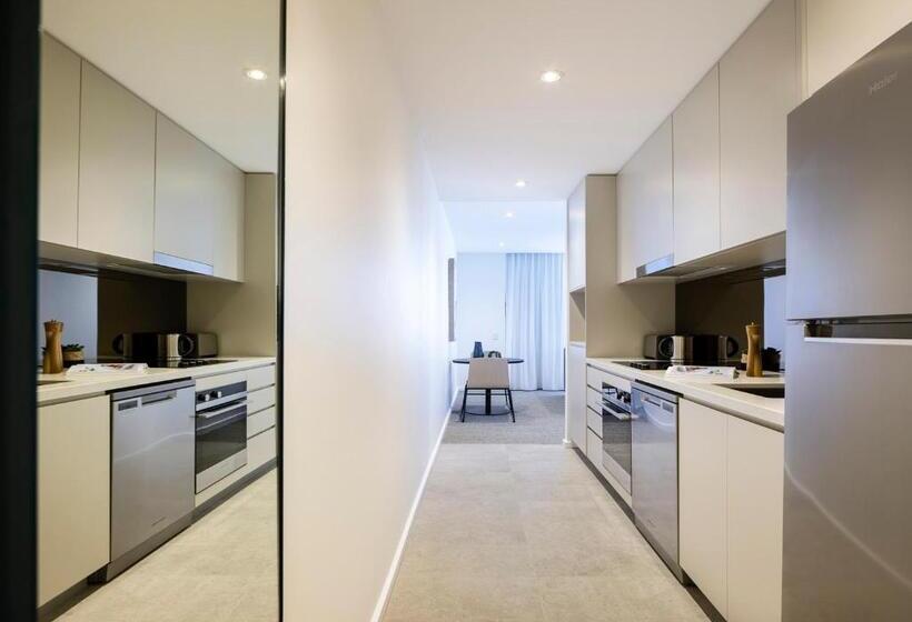 1ベッドルームアパートメント, Quest Robina