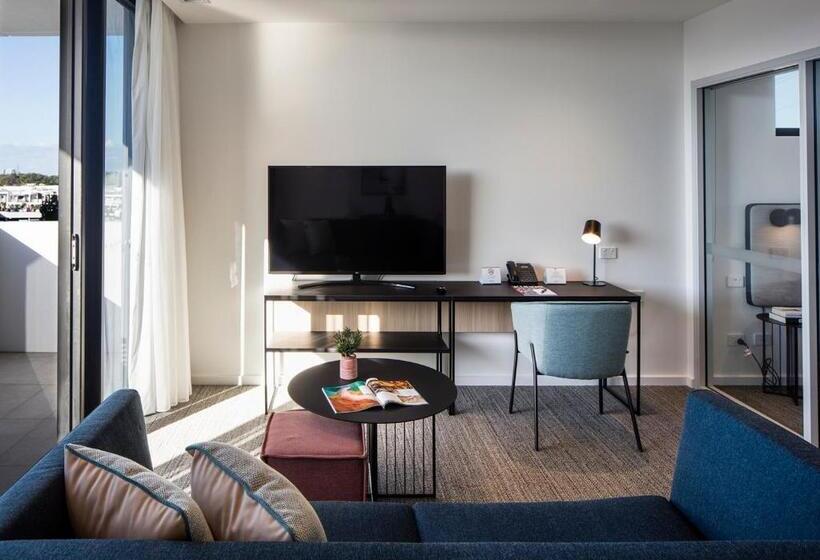 1ベッドルームアパートメント, Quest Robina