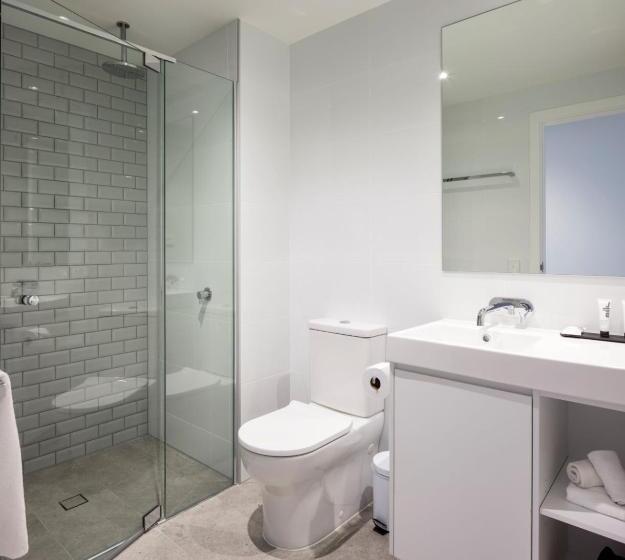 2ベッドルームアパートメント, Quest Robina