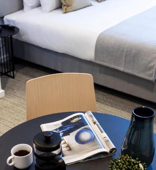 3ベッドルームアパートメント, Quest Robina