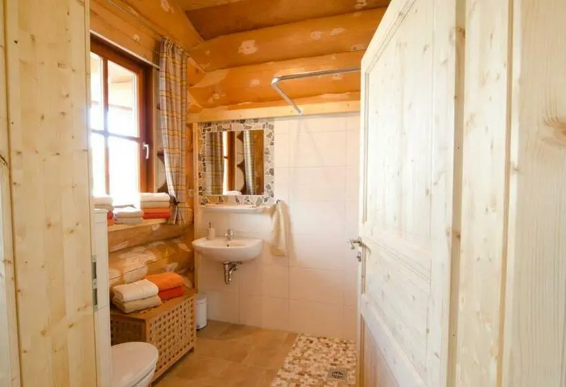 Casa 3 Dormitoris, Heumanns Blockhaeuser Am Wald