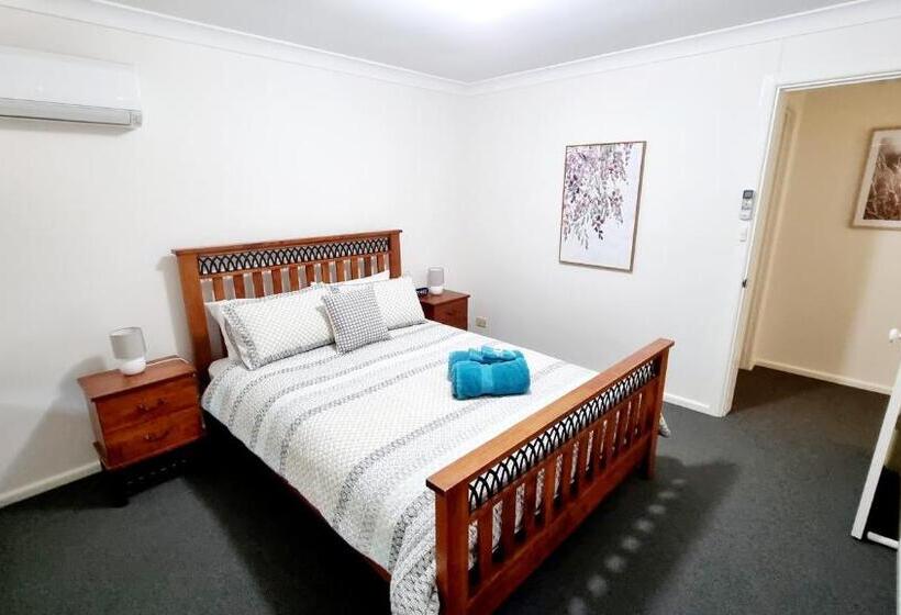 בית, 3 חדרי שינה, The Convent Boutique Accommodation