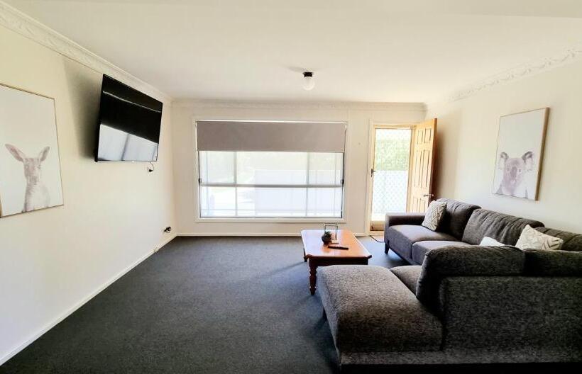 בית, 3 חדרי שינה, The Convent Boutique Accommodation