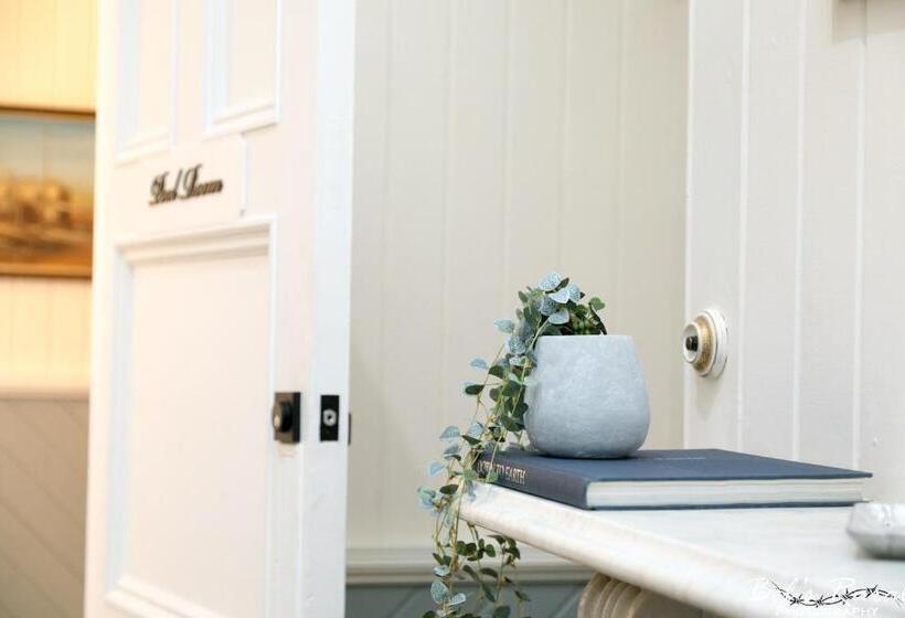 스탠다드 룸, The Convent Boutique Accommodation