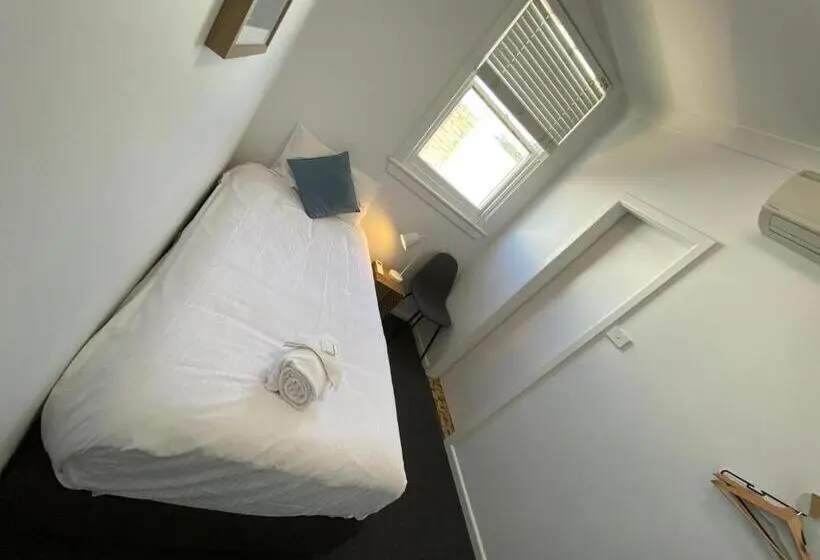Basic Yhden Hengen Huone, Central Motel Mudgee