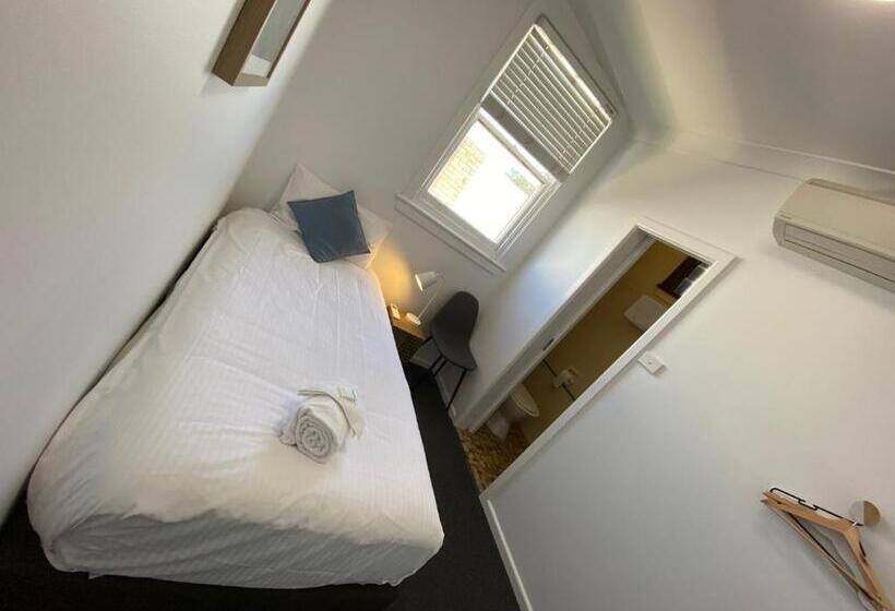 חדר יחיד בסיסי, Central Motel Mudgee