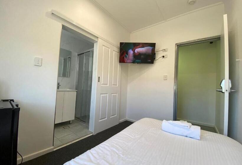 חדר יחיד בסיסי, Central Motel Mudgee