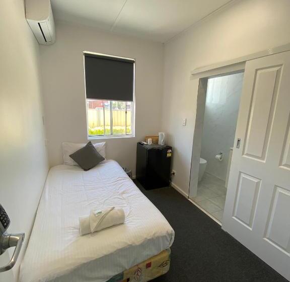חדר יחיד בסיסי, Central Motel Mudgee