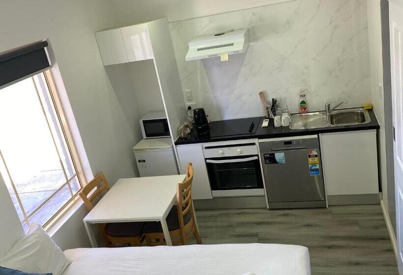 חדר סטנדרט יחיד מיטת קווין, Central Motel Mudgee