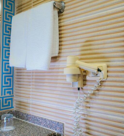 اتاق استاندارد سه نفره, Aracan Portsaid