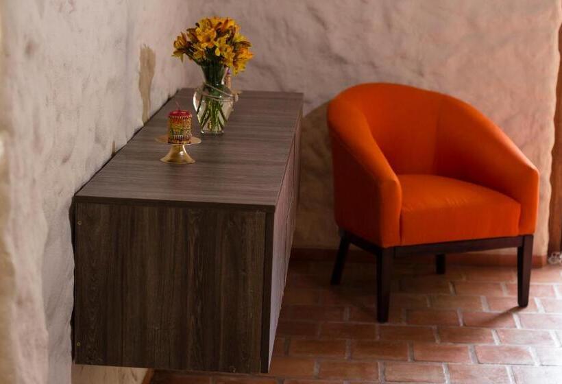 اتاق لوکس, Intiterra Apart Hotel Villas