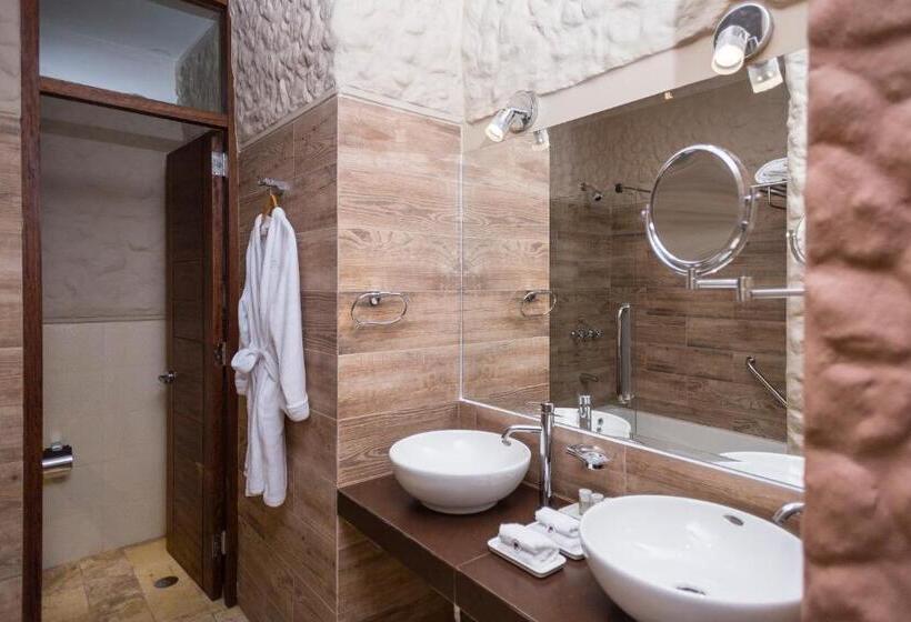 اتاق لوکس, Intiterra Apart Hotel Villas