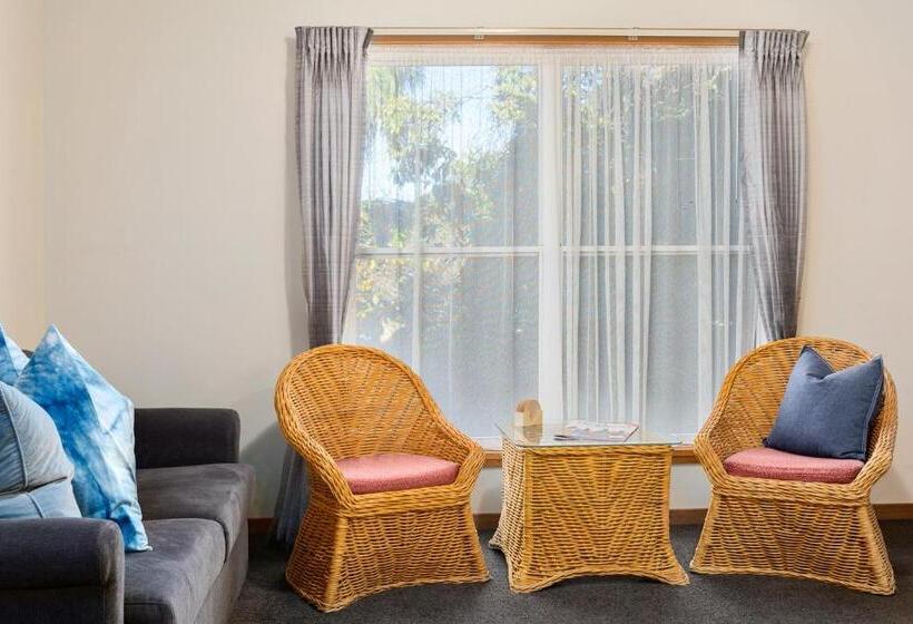 شقة غرفتين, Anabel's Of Scottsdale