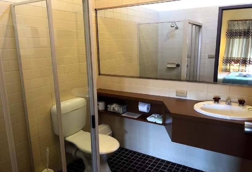 غرفة عائلية, Mountain Creek Motel Bar & Restaurant