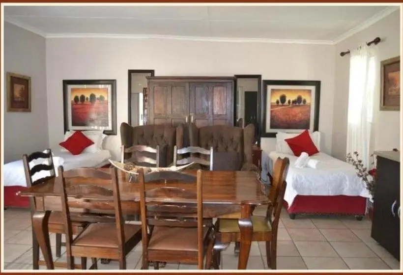 اتاق خانوادگی, Jockinn Guest House