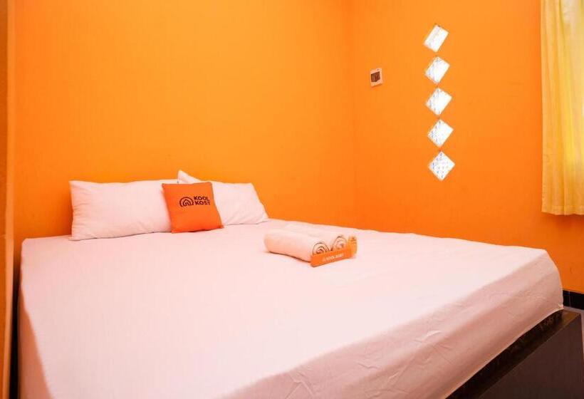 חדר סטנדרט, Koolkost Syariah Near Transmart Tegal