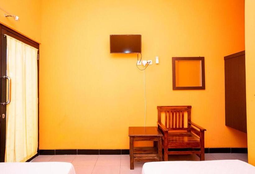 חדר סטנדרט, Koolkost Syariah Near Transmart Tegal