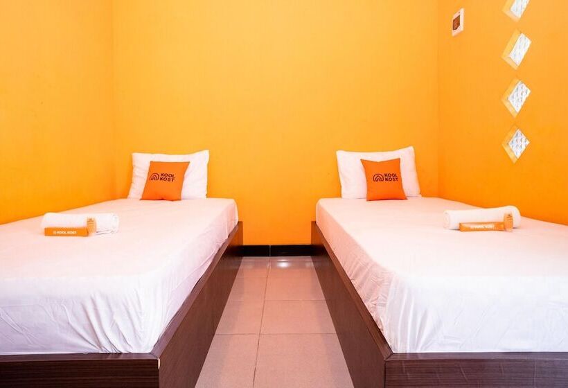 חדר סטנדרט, Koolkost Syariah Near Transmart Tegal