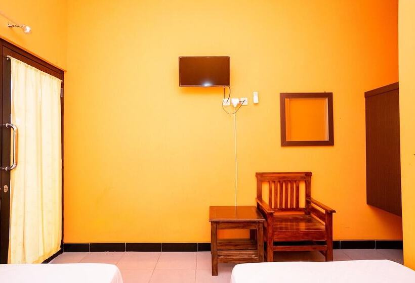 חדר סטנדרט, Koolkost Syariah Near Transmart Tegal