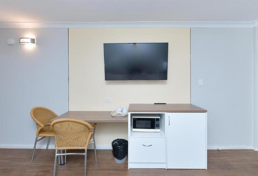 キングサイズベッドのスイートルーム, Platinum Motel