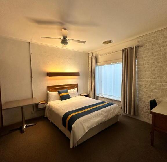 패밀리 룸, The Shamrock Hotel Balranald