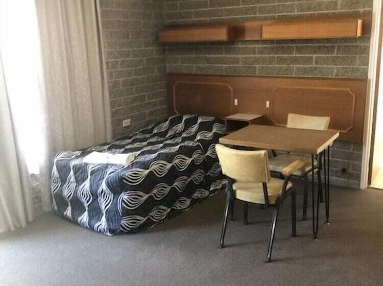 패밀리 룸, The Shamrock Hotel Balranald