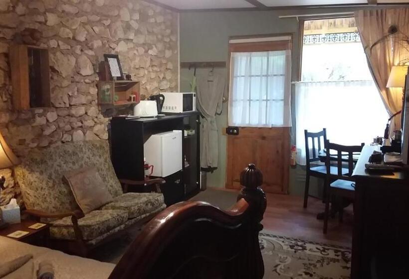 חדר סטנדרט חדר אמבטיה משותף, A La Folly The Retreat