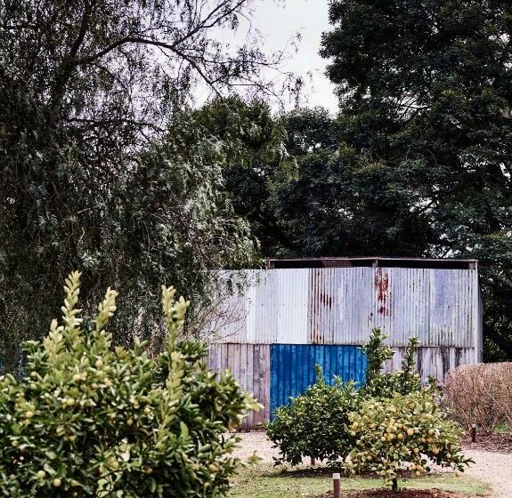 غرفة ديلوكس, Hart's Farm