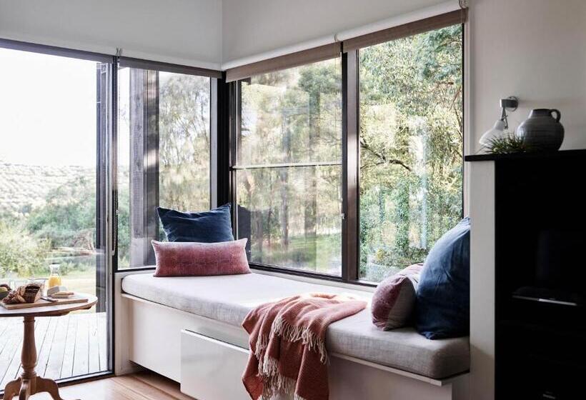 غرفة ديلوكس, Hart's Farm