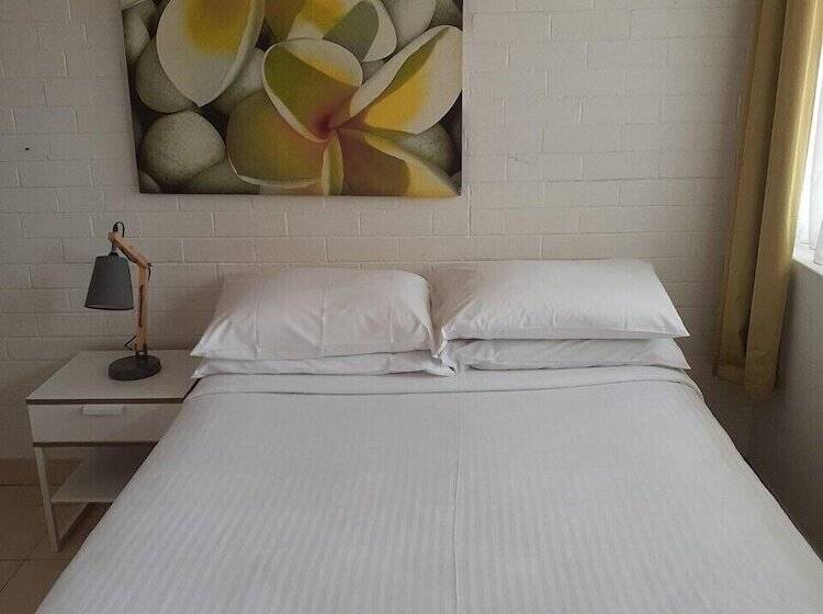 اتاق استاندارد, Belmont Palms Motel