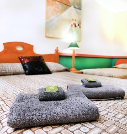 이그제큐티브 패밀리룸, Central Motel Gin Gin