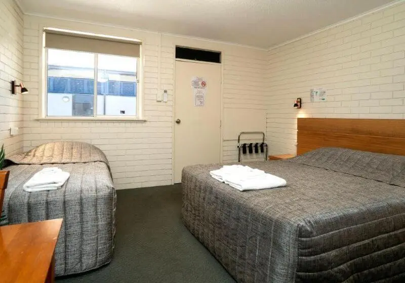 ファミリールーム, Club Hotel Motel Roma