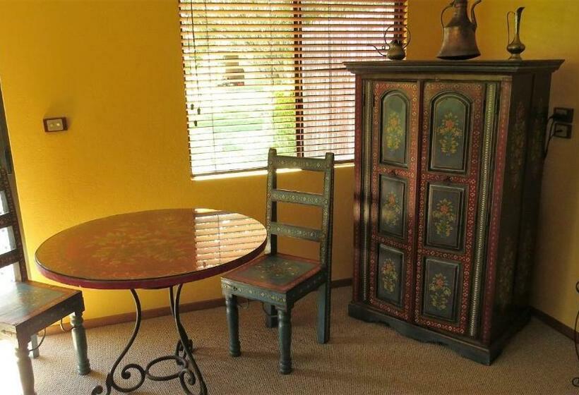 스탠다드 룸 킹사이즈 침대, Gumtree On Gillies Bed And Breakfast