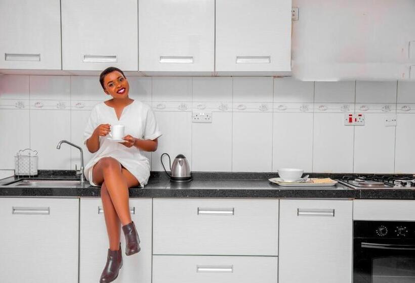 Balkonlu 1 Yatak Odalı Daire, Hidden Treasure Serviced Hotel Apartments Hitsha Hotels Entebbe