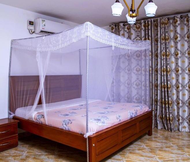 Büyük Çift Kişilik Yataklı Standart Oda, Hidden Treasure Serviced Hotel Apartments Hitsha Hotels Entebbe