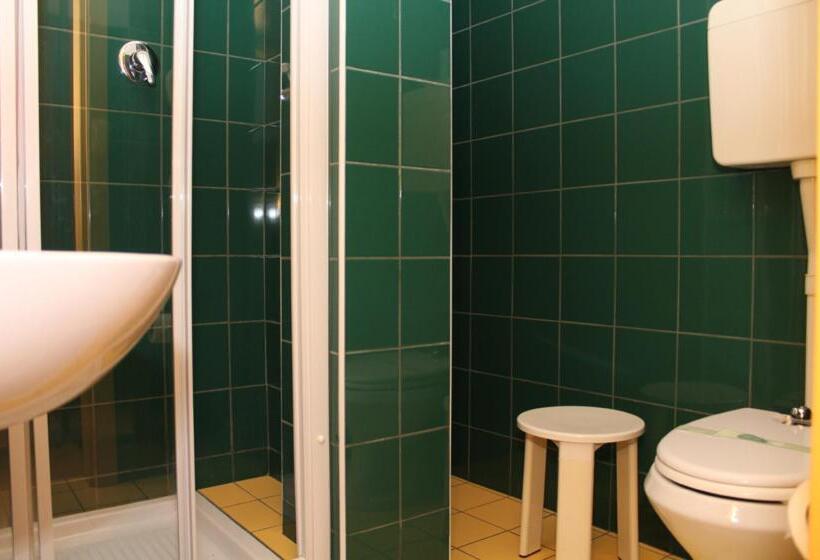 발코니 스탠다드 싱글 룸, Nautic