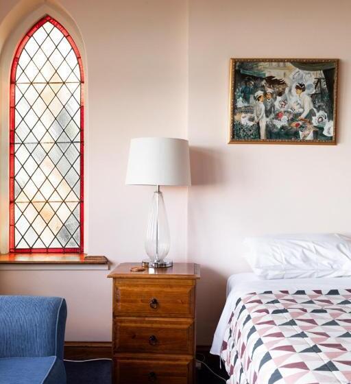 غرفة قياسية, Battery Point Manor