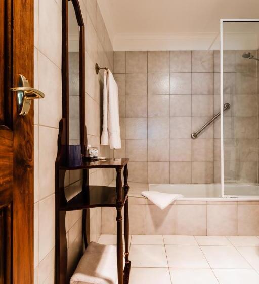 غرفة قياسية, Battery Point Manor