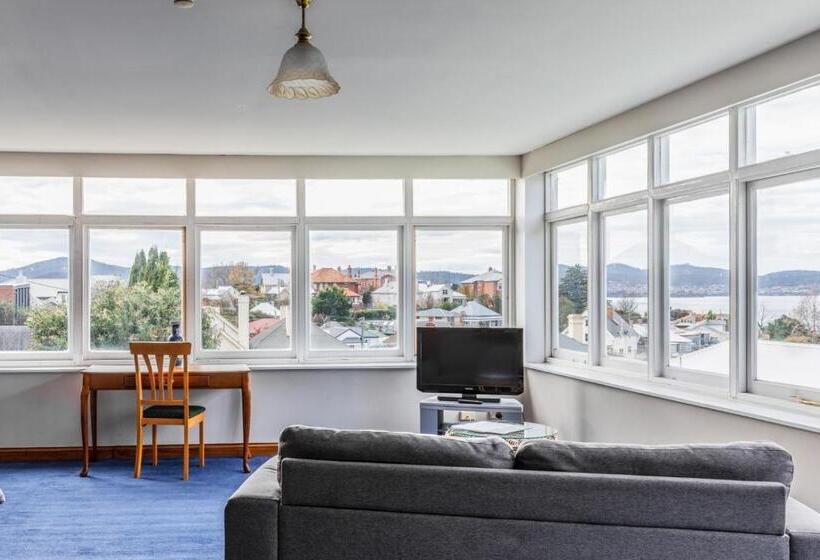 غرفة قياسية سرير كينج, Battery Point Manor