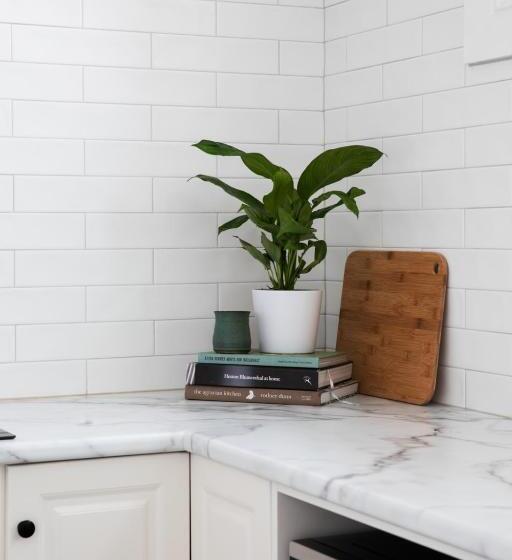 شقة غرفة واحدة, Battery Point Manor