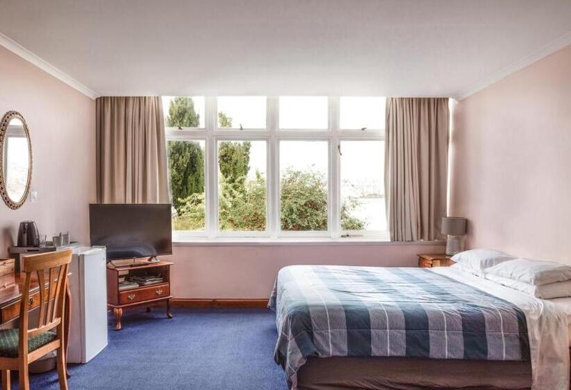 Номер Стандарт, Battery Point Manor