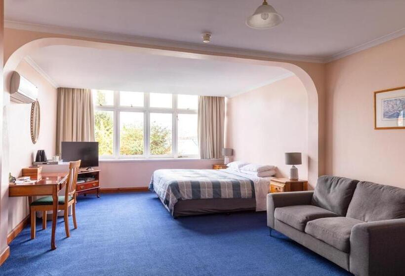 غرفة قياسية, Battery Point Manor