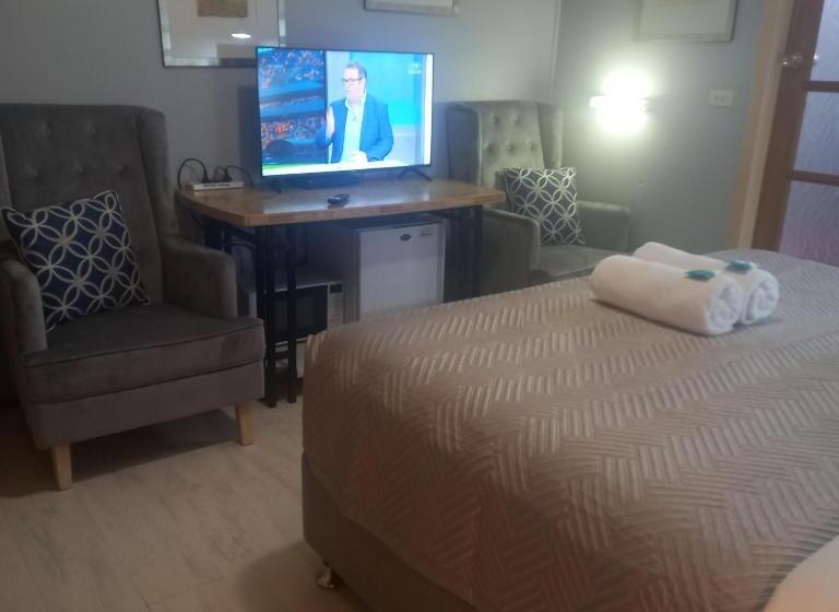 스탠다드 룸 킹사이즈 침대, Mount View Motel