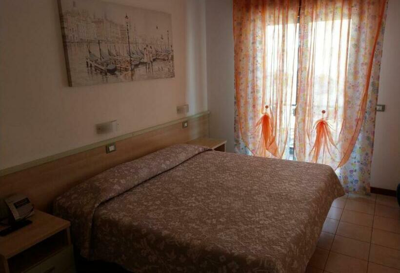 スタンダードルーム, Bar Moro 1963